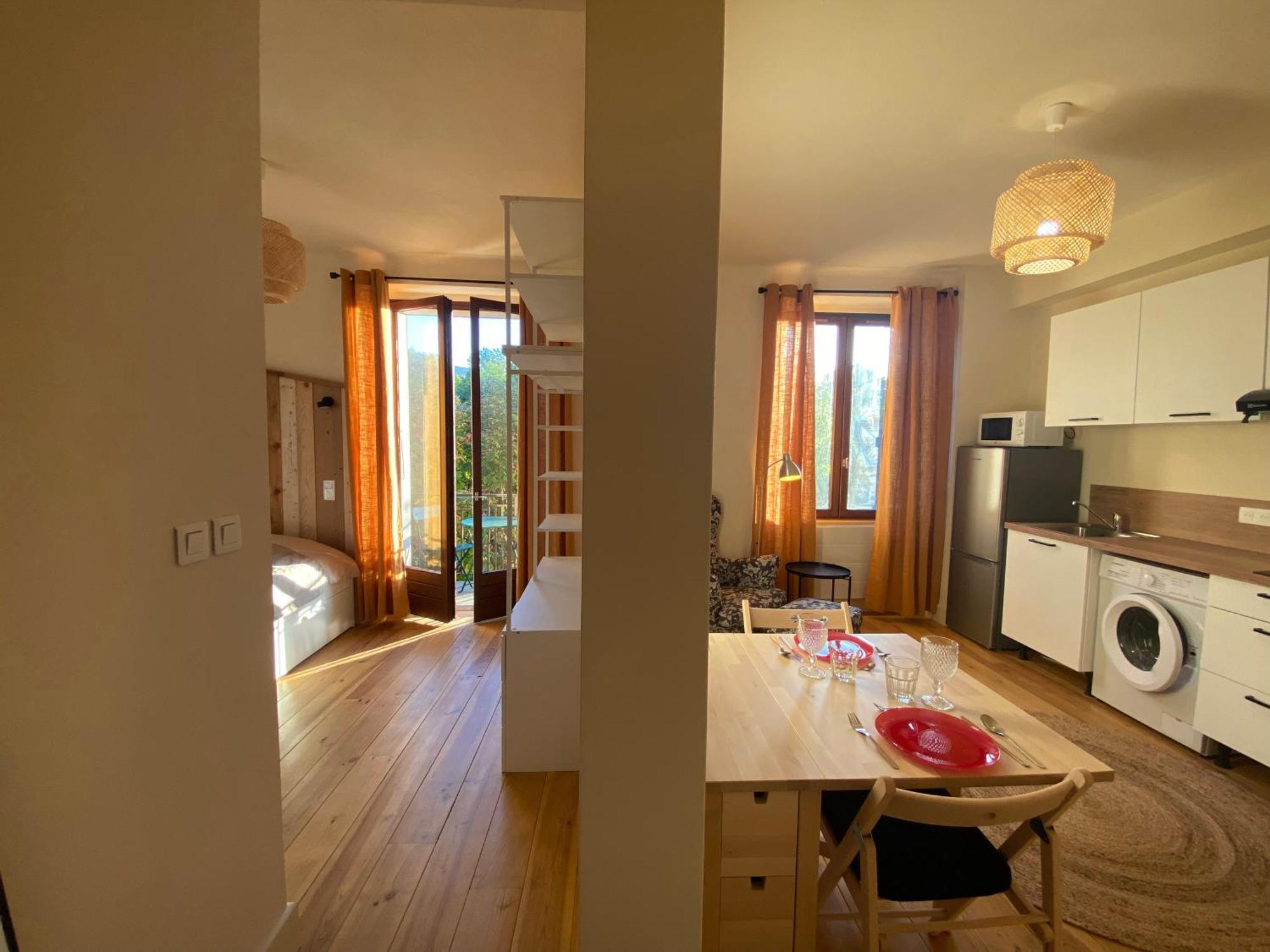 T2 Cocon Avec Balcon Et Parking Lägenhet La Roche-sur-Foron Exteriör bild