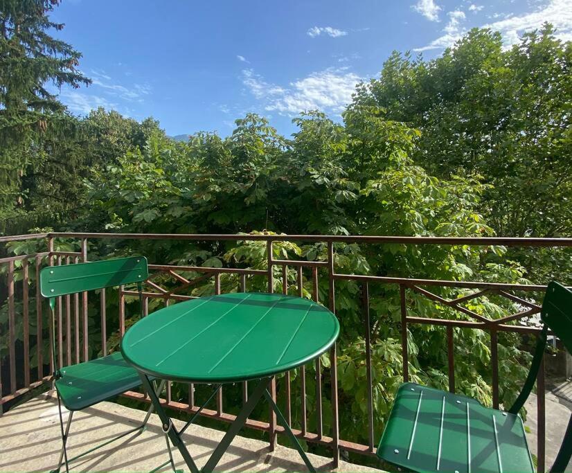 T2 Cocon Avec Balcon Et Parking Lägenhet La Roche-sur-Foron Exteriör bild